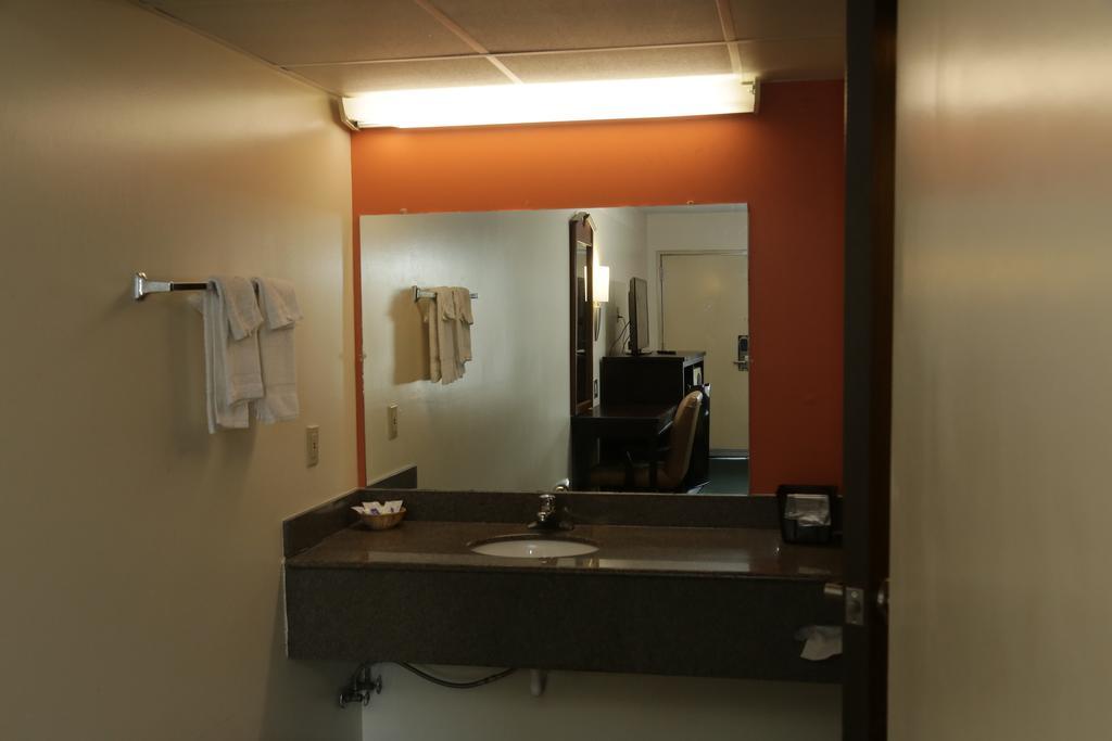 Theroff'S Motel Washington Eksteriør billede