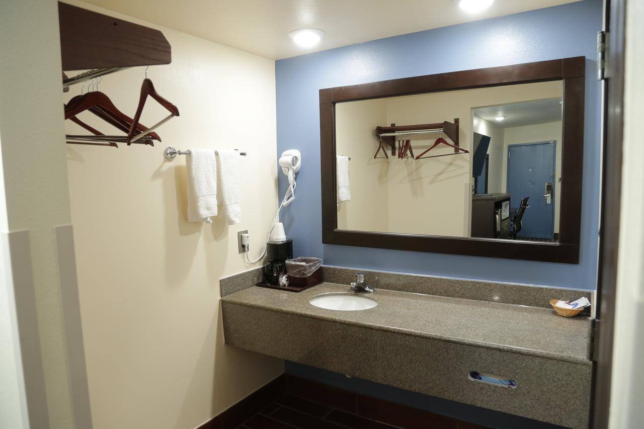 Theroff'S Motel Washington Eksteriør billede