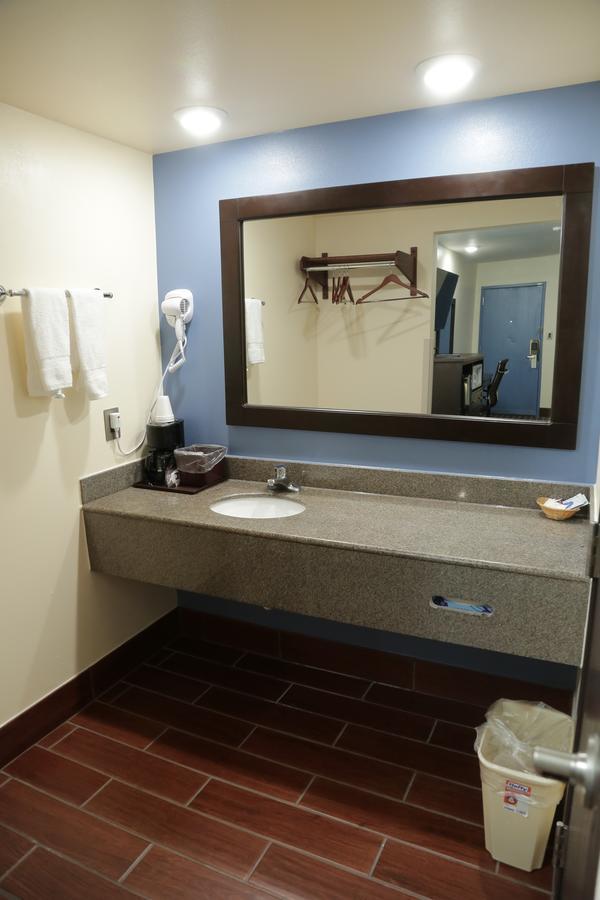 Theroff'S Motel Washington Eksteriør billede